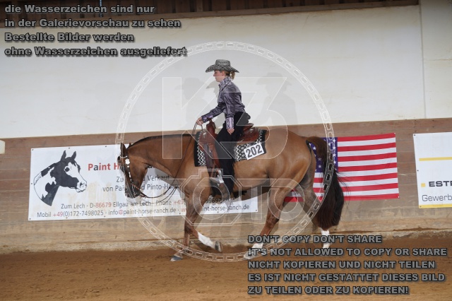 s_A_903221.JPG